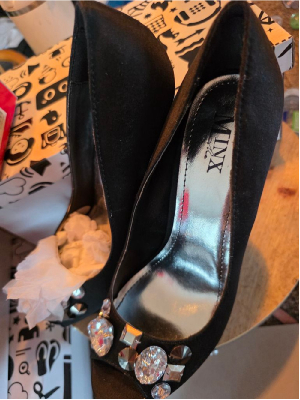 Women's MINX Black Embellished Peep Toe Heels Size 7 new in box sexy shoes fancy - Picture 2 of 7